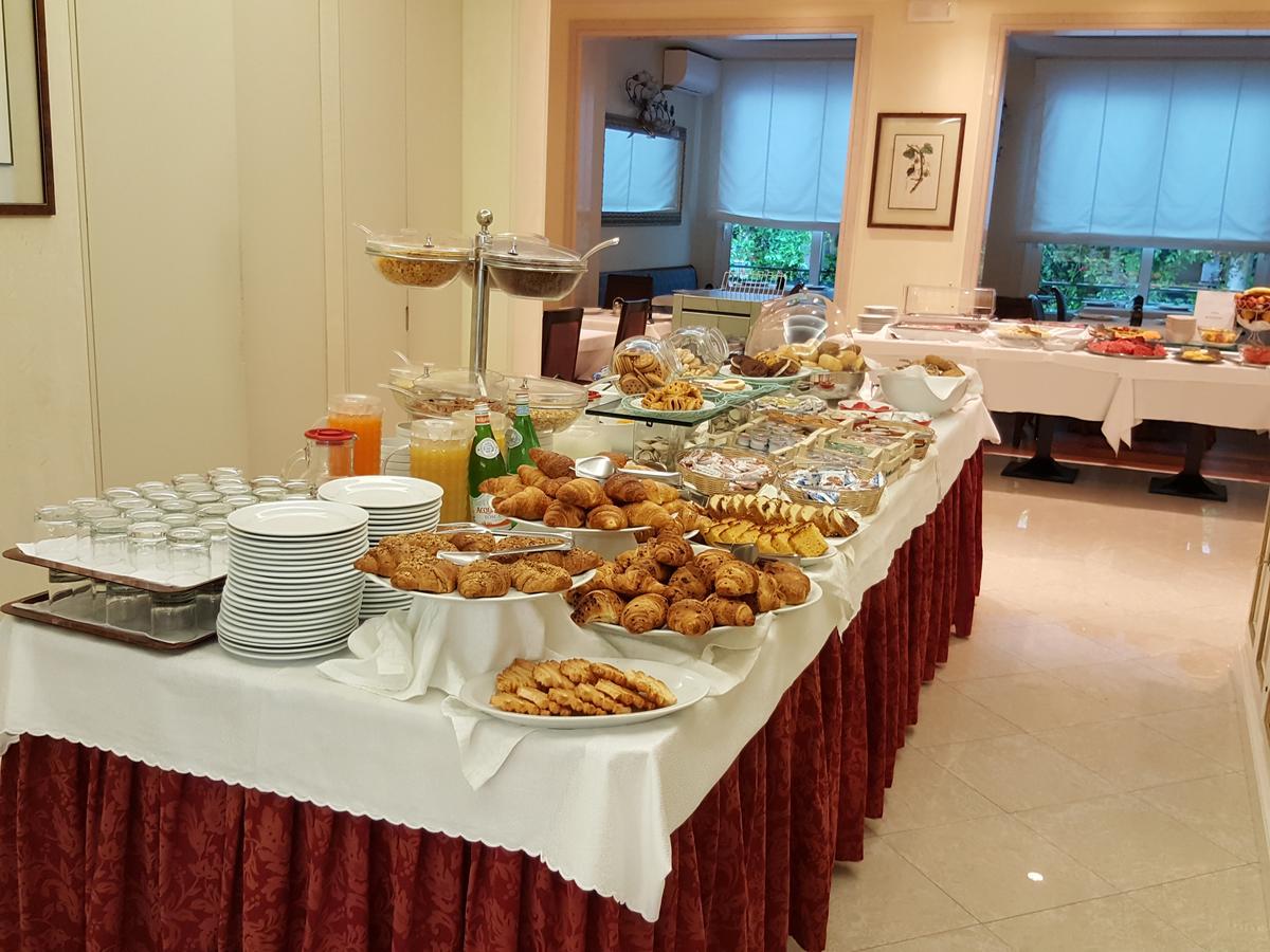 Hotel Helios Lido di Jesolo Luaran gambar