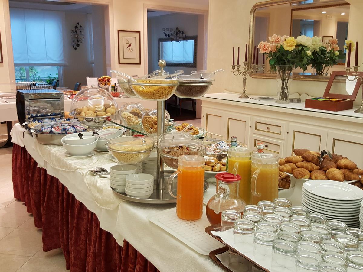 Hotel Helios Lido di Jesolo Luaran gambar