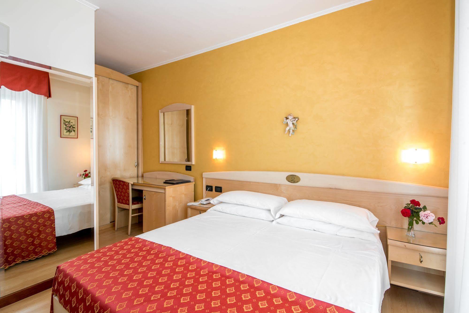 Hotel Helios Lido di Jesolo Luaran gambar